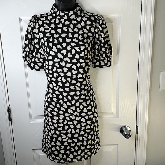 NWT - 💕 ARE COVERING You! New summer 👗 perfect for you 👛 💰 get NOW 🔥 🔥 - Picture 7 of 10